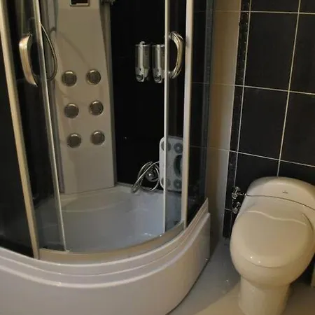 Maris , Greek House @ Center Alsancak * İzmir