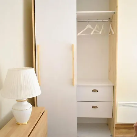 Maris , Greek House @ Center Alsancak Vila *