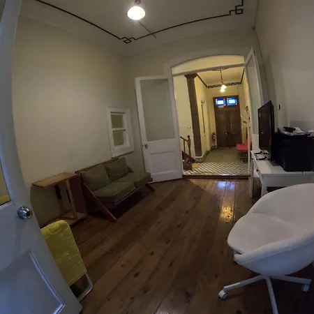 Maris , Greek House @ Center Alsancak Vila *