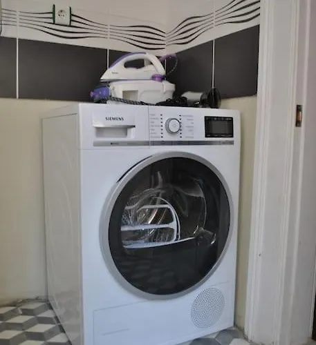 Maris , Greek House @ Center Alsancak * Esmirna